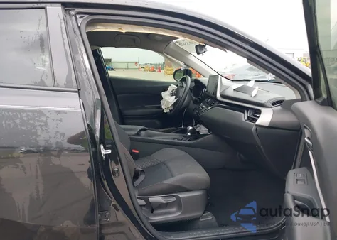 2020 Toyota C-Hr Le z USA, uszkodzony, nr VIN JTNKHMBX1L1074377